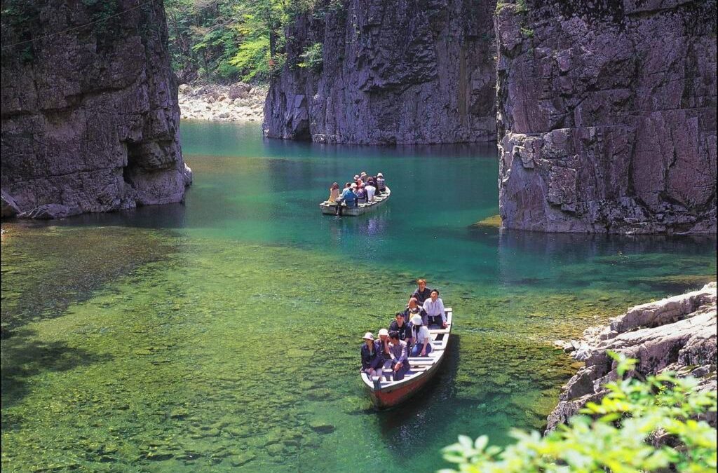 Top 10 Thrilling Experiences in Japan
